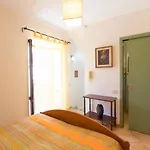 Domus Aurea Borgo House