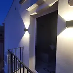 Idda, Vista Mozzafiato E Mare Dentro Casa