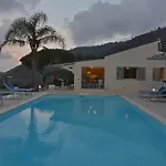 Villa Splendida 8, Emma Villas