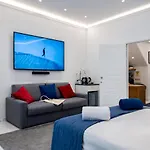 Bm Suites Cefalu