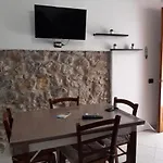 Vanni Apartments