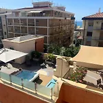 Artemis Hotel