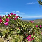 Cefalu Forest Hideout