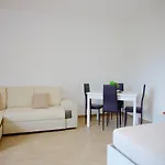 Rentopolis Ogliastrillo Apartments