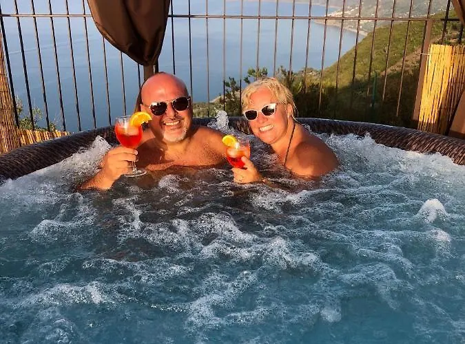 B&B Roomantic & Piscina Idromassaggio