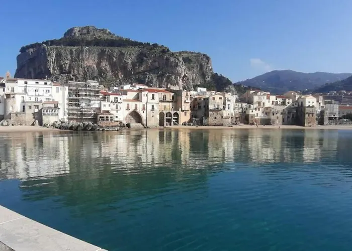 Saraceni Holiday Apartment Cefalu