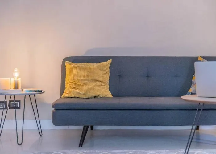 Appartamento Nobiliare Design A 2 Passi Dal Mare