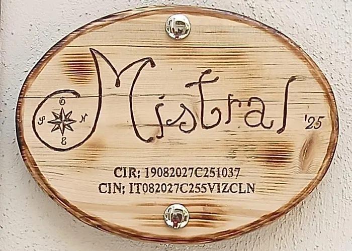 Mistral\'25