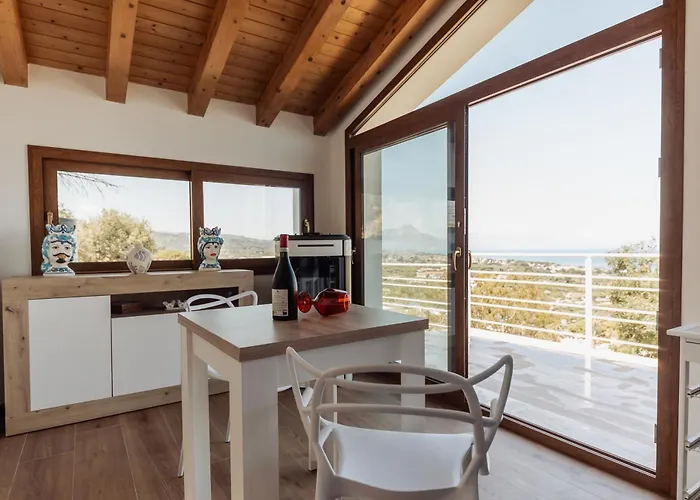 Villa Michela - Dimora Di Charme A Cefalu Con Panorama Sul Mare