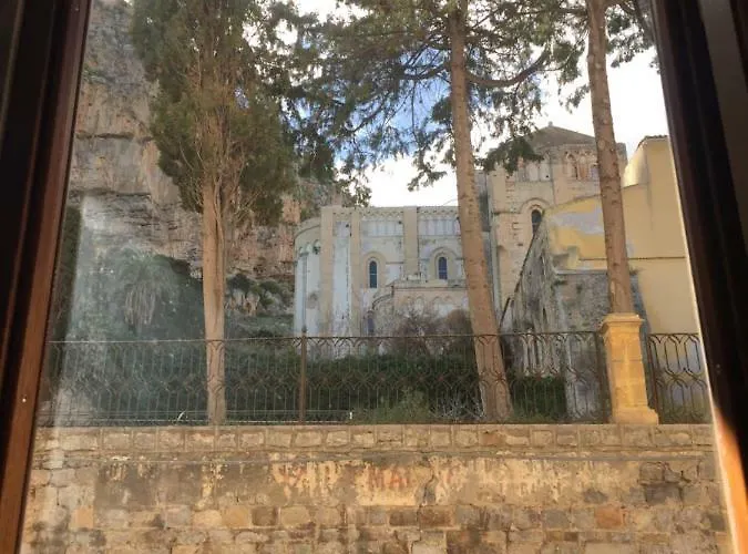 Cathedral House