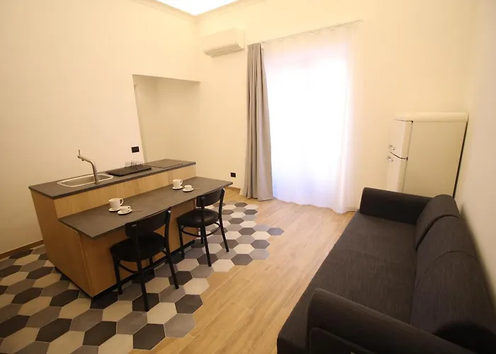 Suite 44