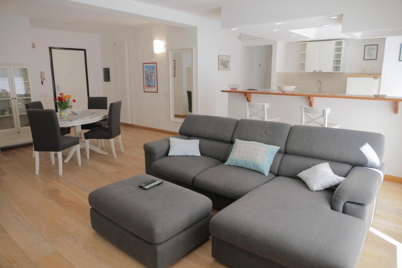 The Sunny House Apartment