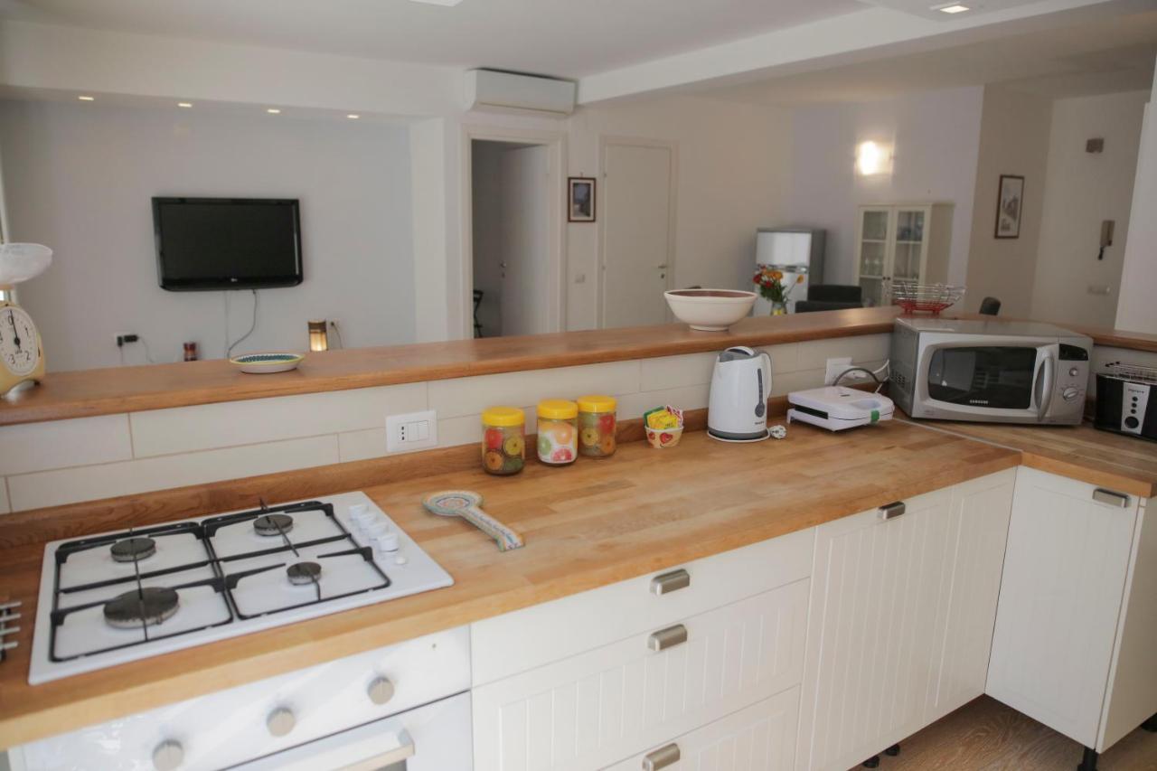 The Sunny House Apartment *