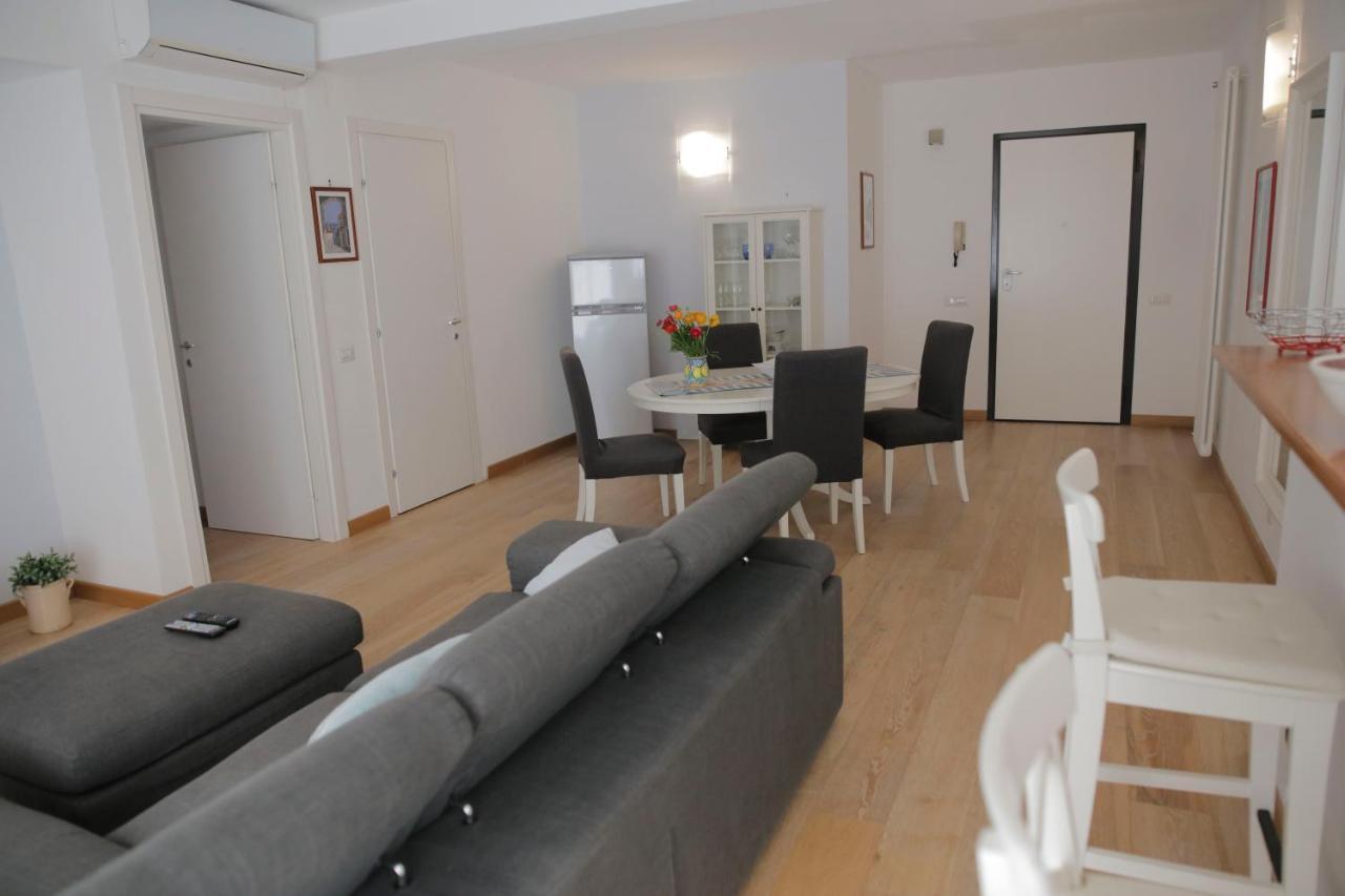 Apartment The Sunny House *