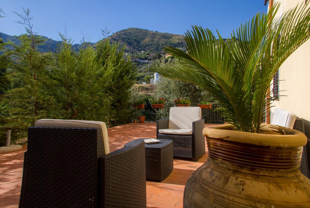 Bed & Breakfast Bouganville 3*