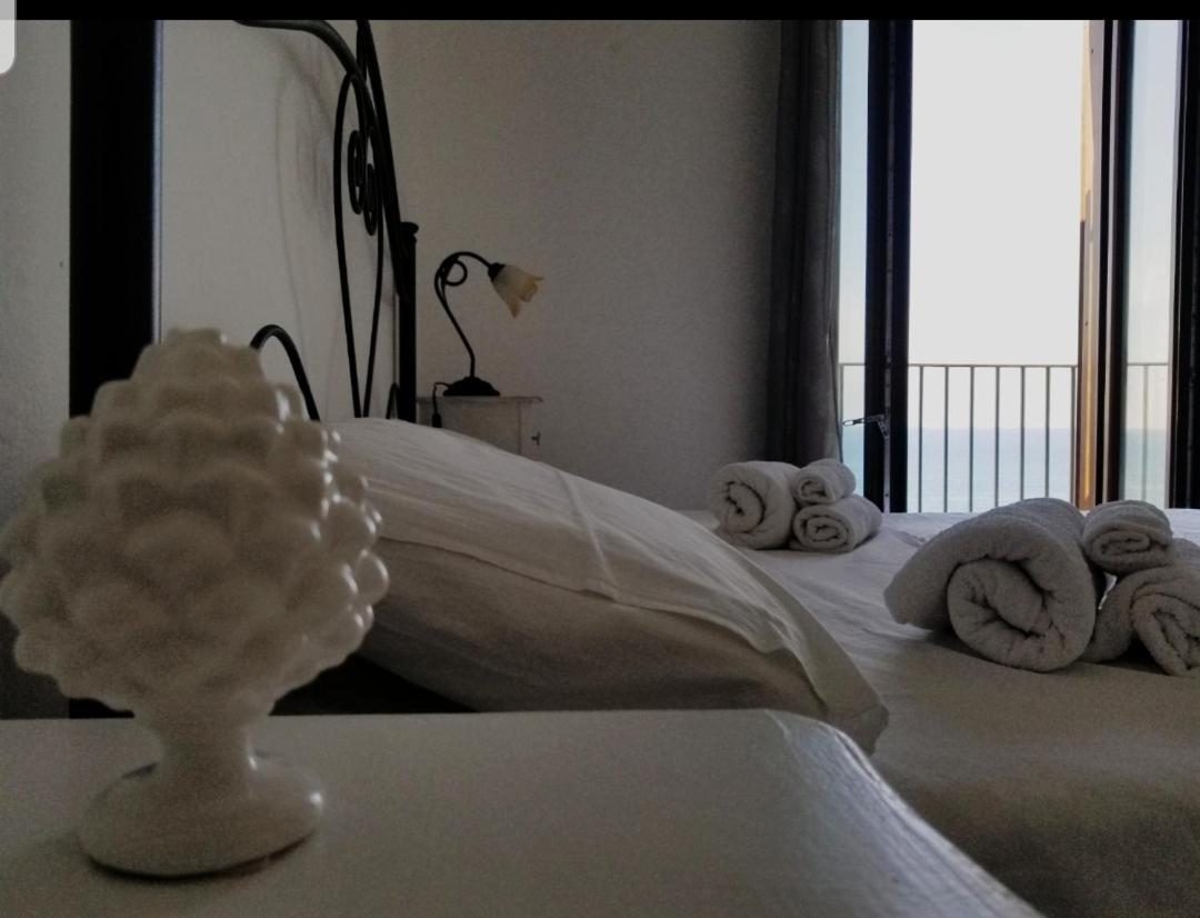 Tra La Rocca E Il Mare Holiday home Cefalu