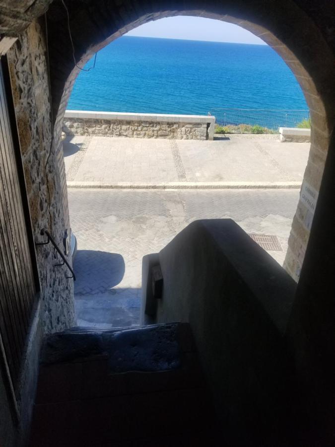 Tra La Rocca E Il Mare Holiday home Cefalu