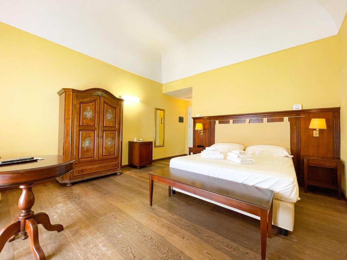 Hotel La Plumeria 4*