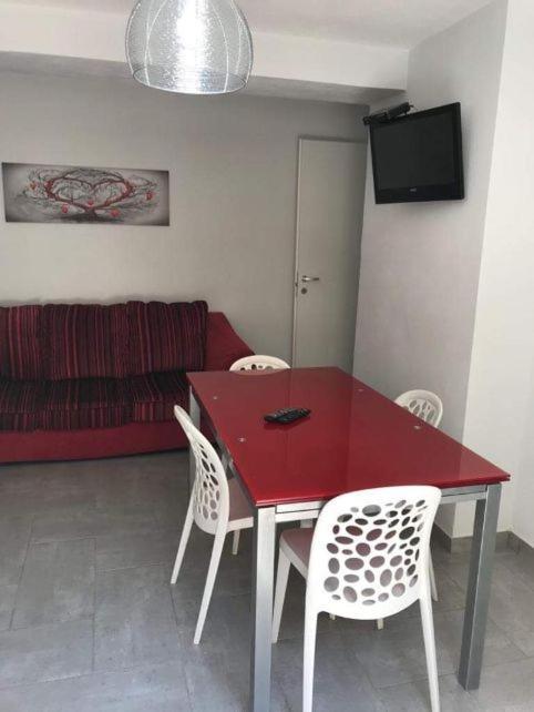 Red Passion Apartment Apartment