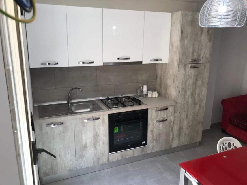 Red Passion Apartment *