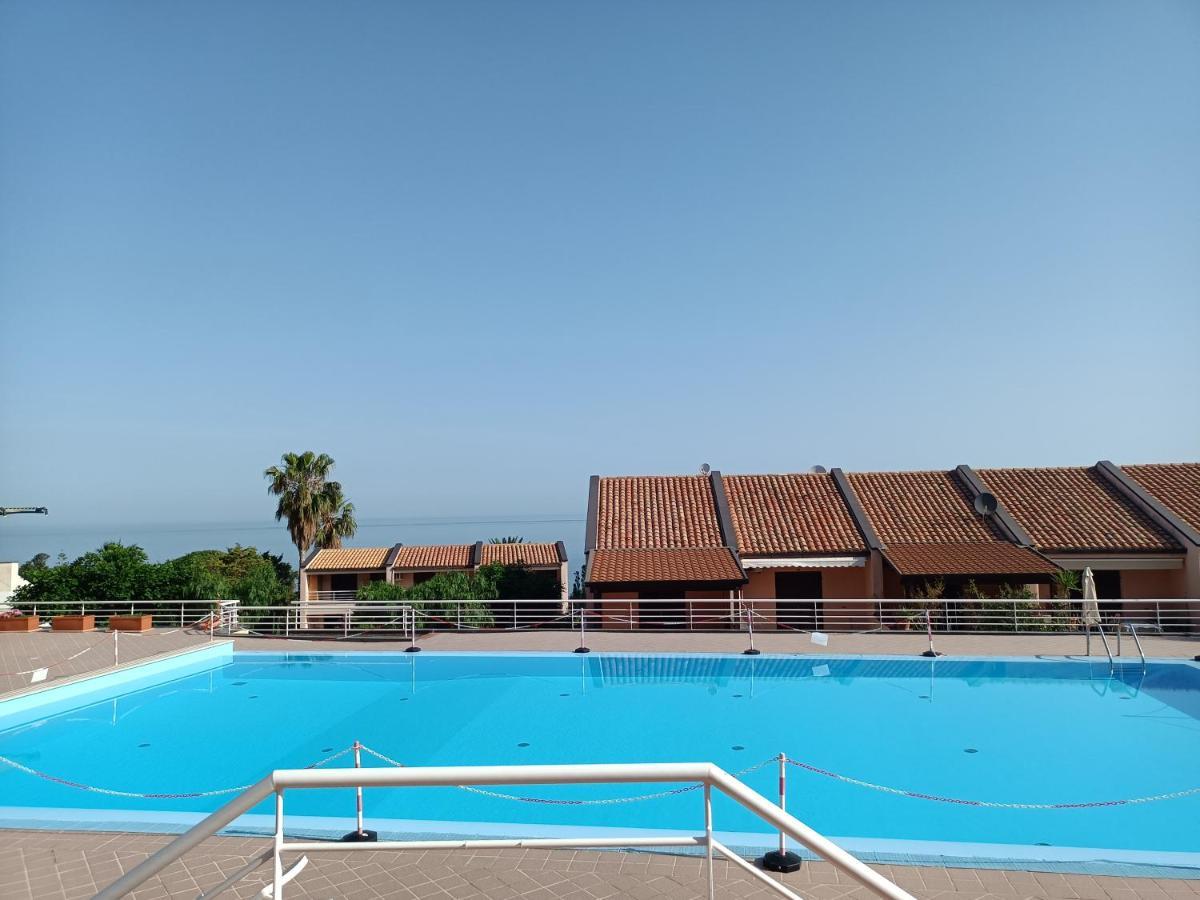 Magabu' - Swimming Pool And Free Parking *