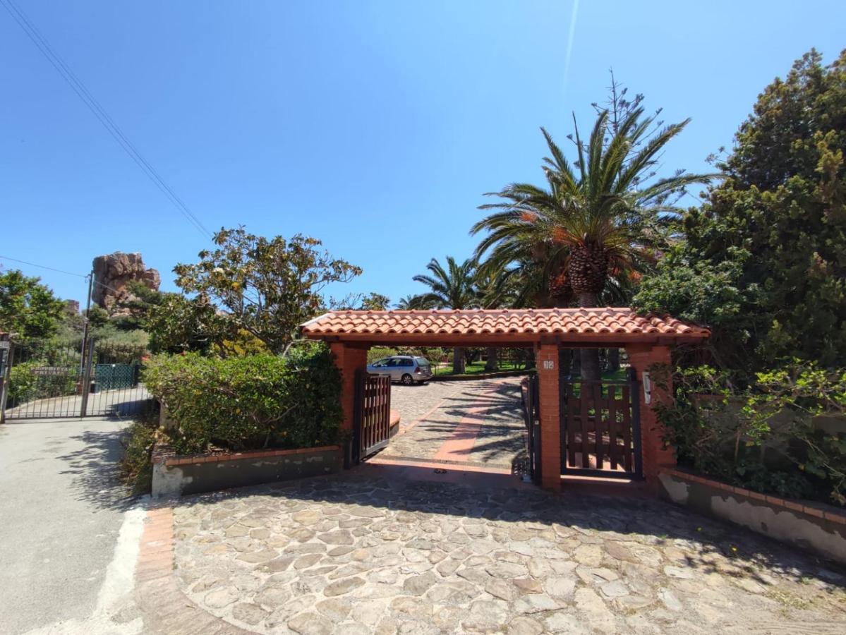 Kalura Sea House *