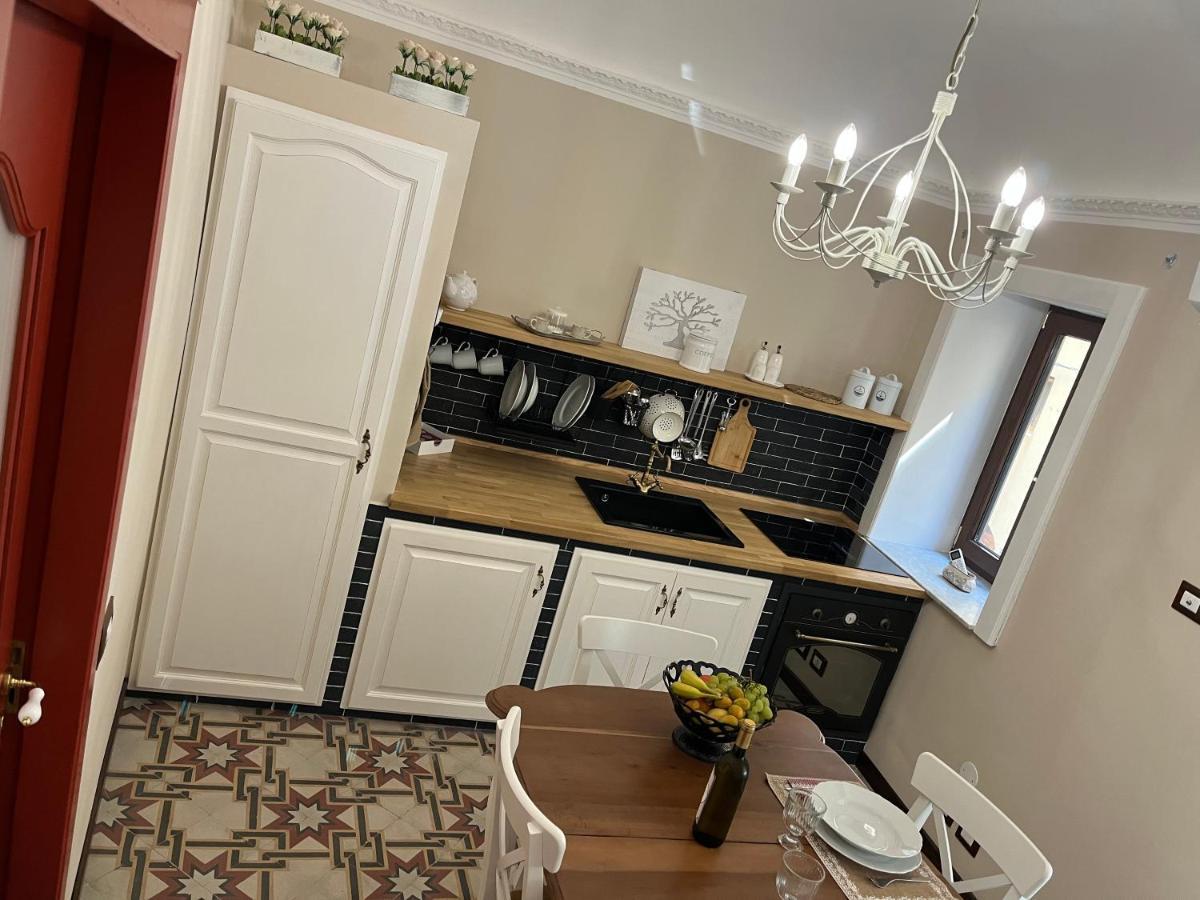 La Piazza E Mia Apartment *