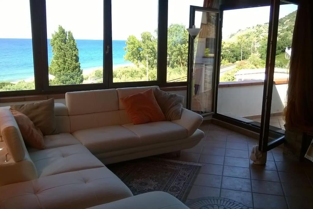 Casa Plaja Degli Uccelli *