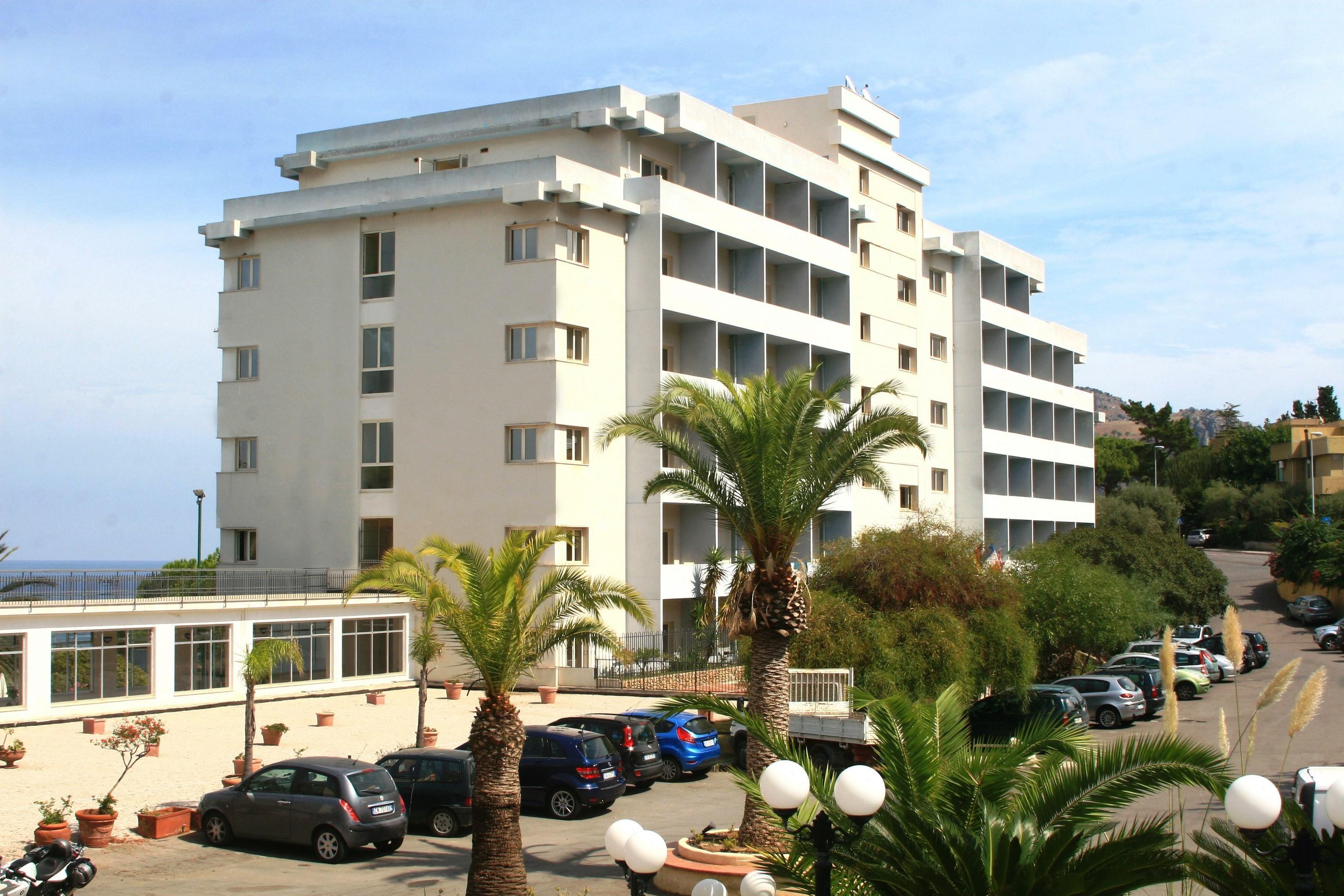 Santa Lucia Le Sabbie D'oro Cefalù