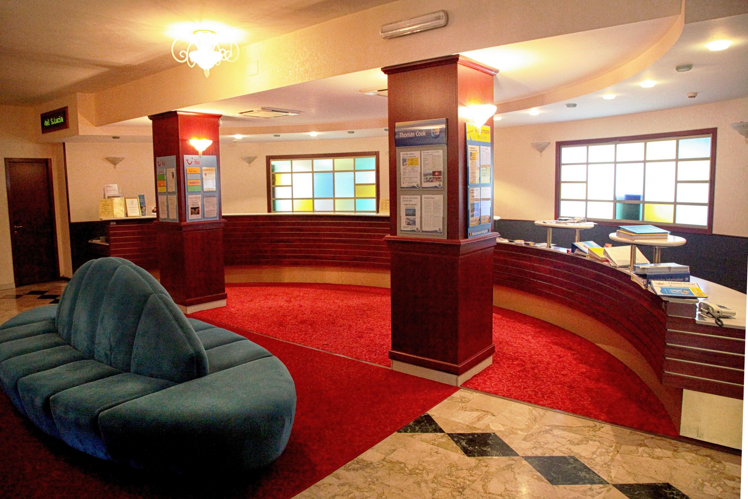 Santa Lucia Le Sabbie D'oro Hotel 4*
