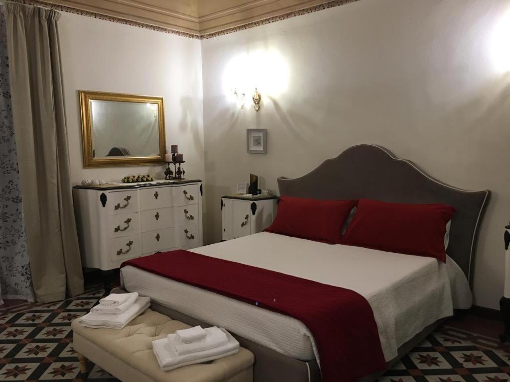 La Piazza è Mia *