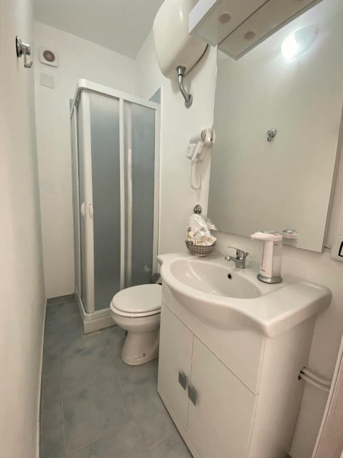 Rocksea Attic Floor Apartment *