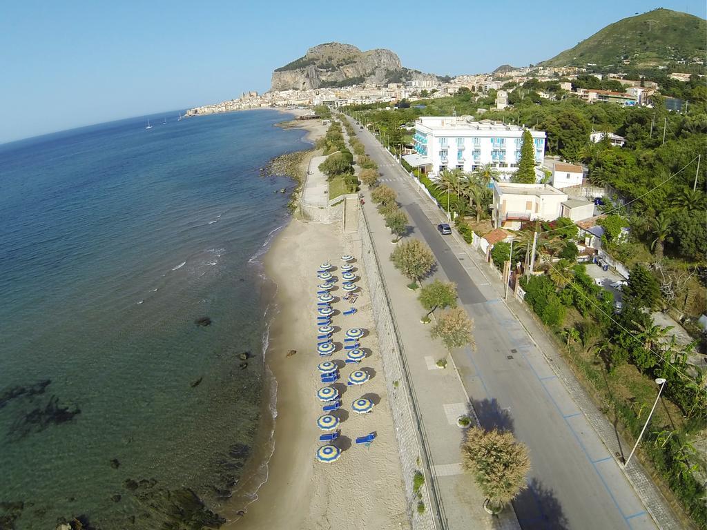 Tourist Hotel