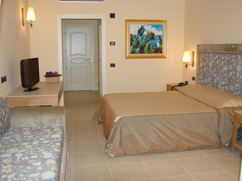 Sea Palace 5*
