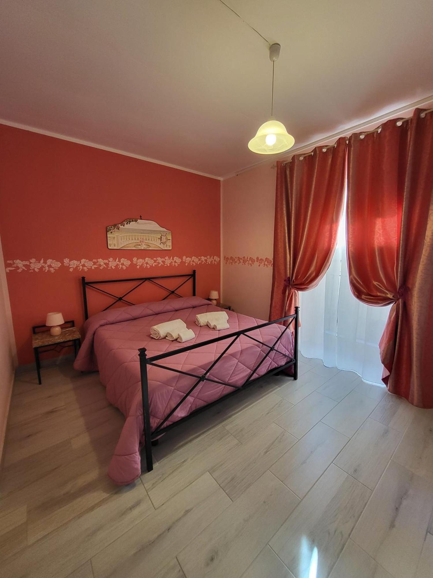 Sweet Apartment *
