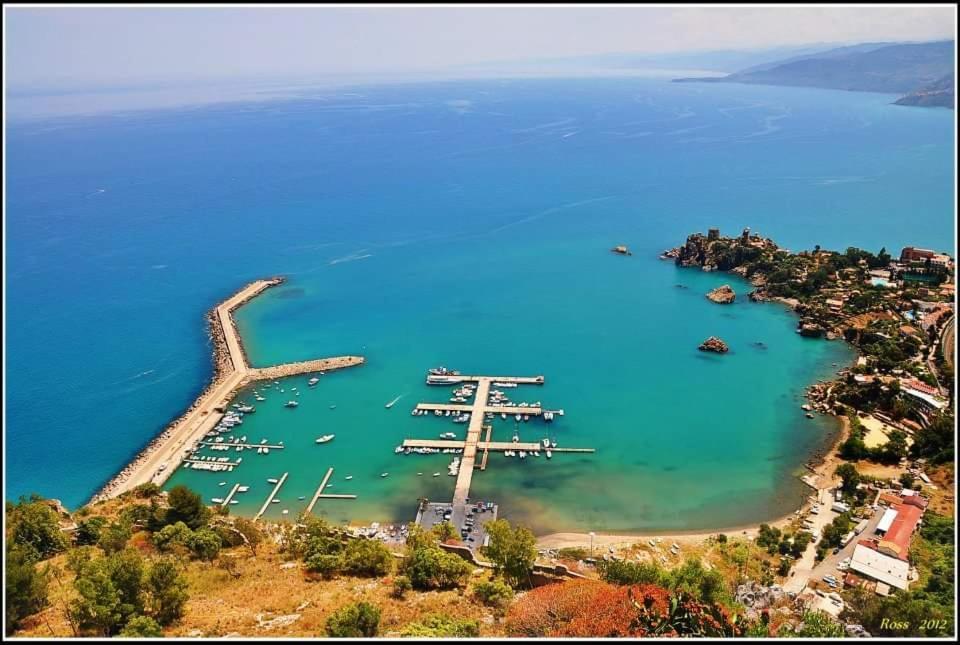 Kalura Sea House *