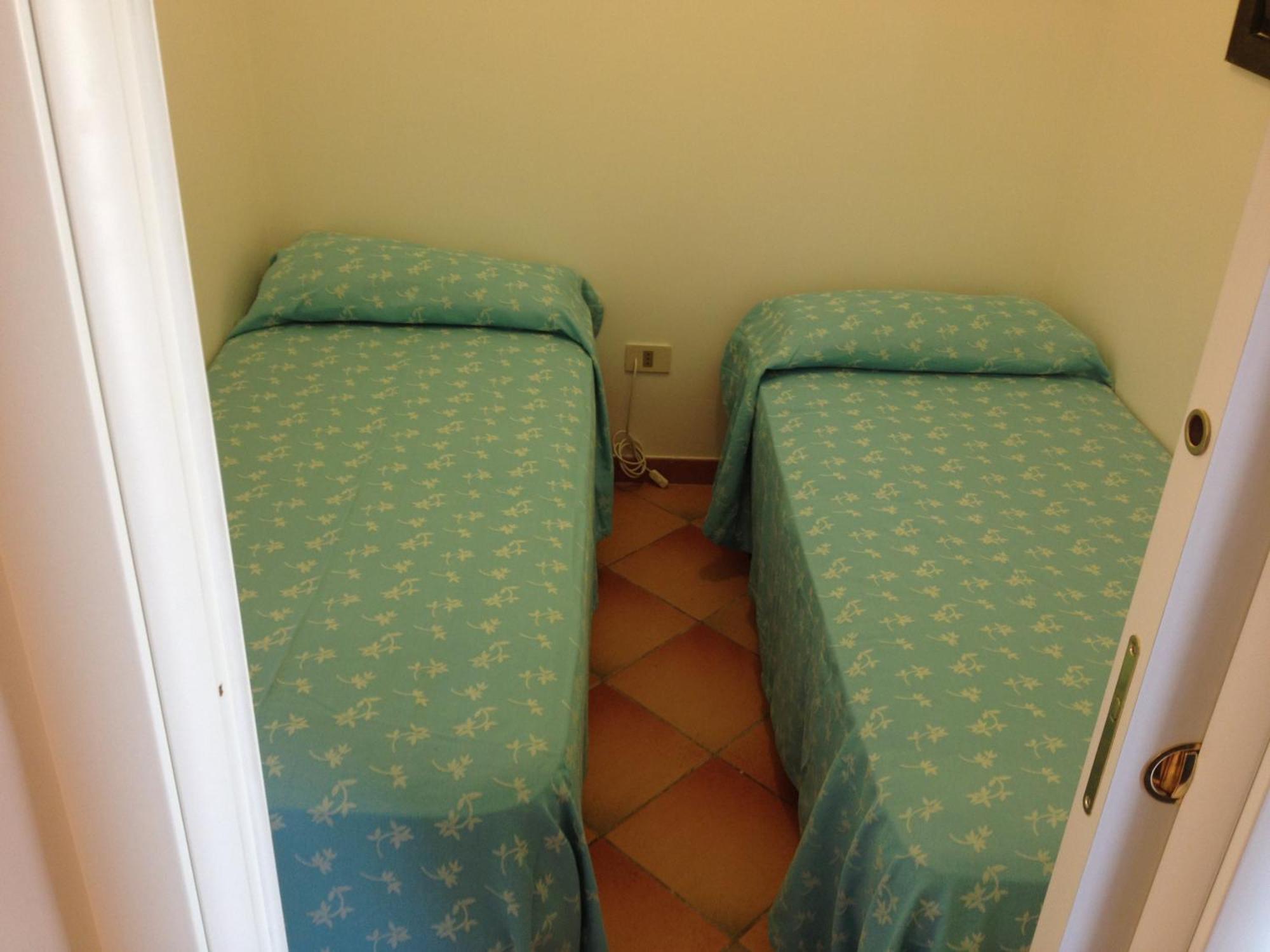 Villa Al Mare Baia Emiri Mazzaforno *