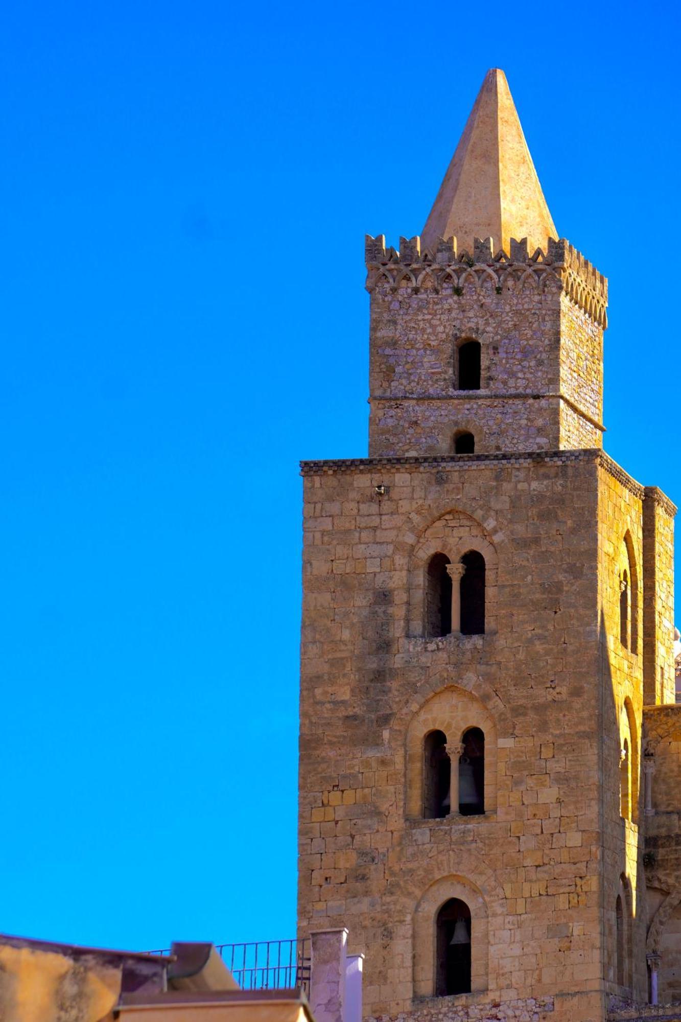 Alberti's House Cefalù