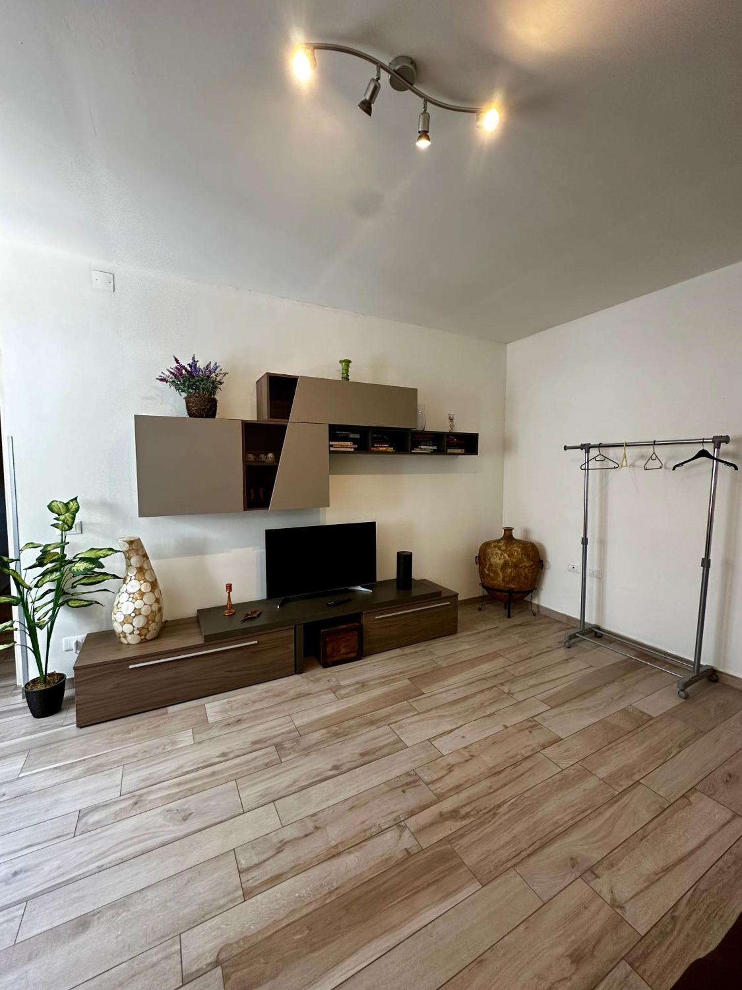 Balconi Bellavista Apartment *