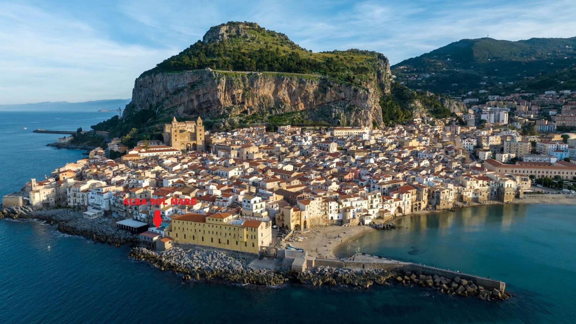 Alba Sul Mare By Caseserio * Cefalu