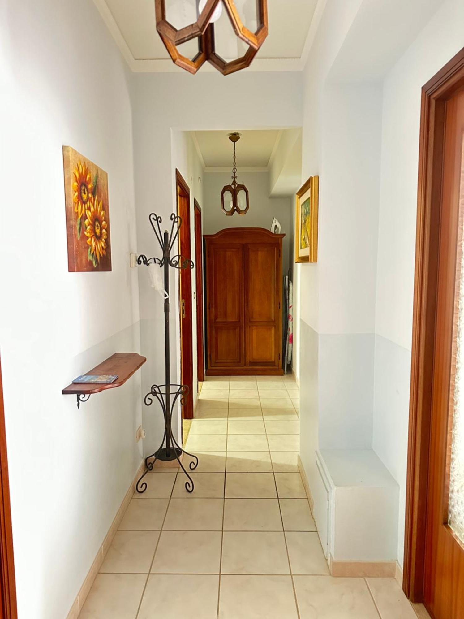 Apartment Yellow House *