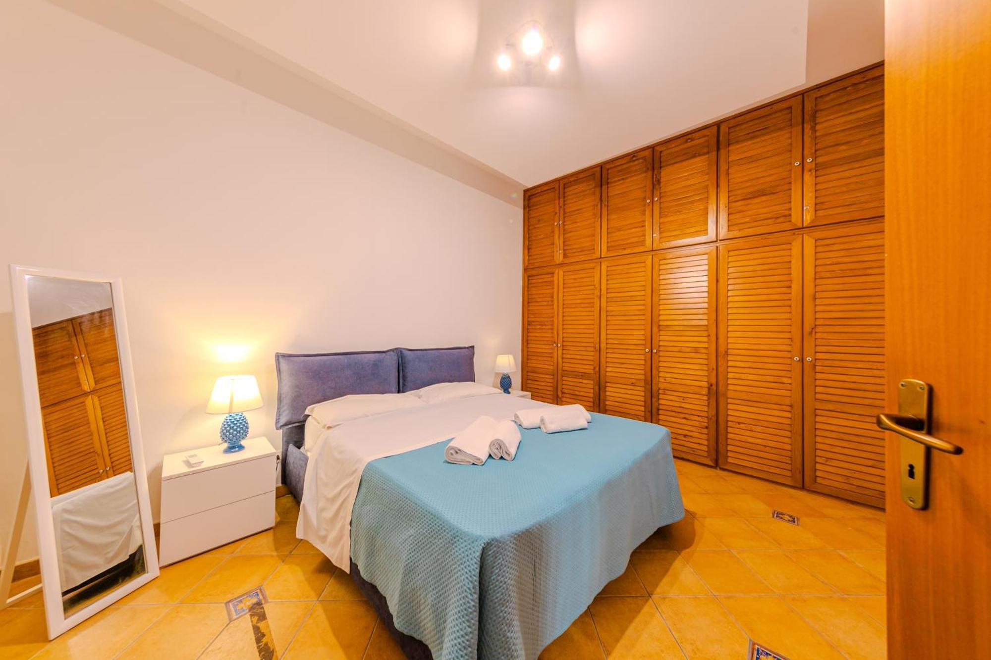 Apartment Alba Sul Mare By Caseserio Cefalu