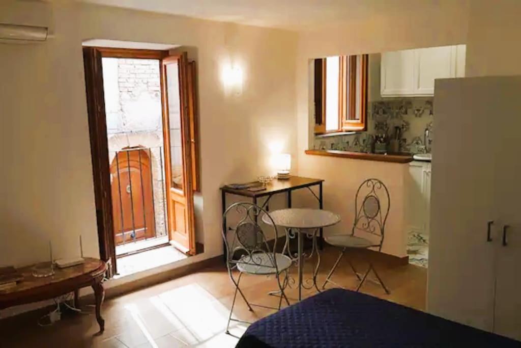 Prestige Studio In Historic Centre Cefalu