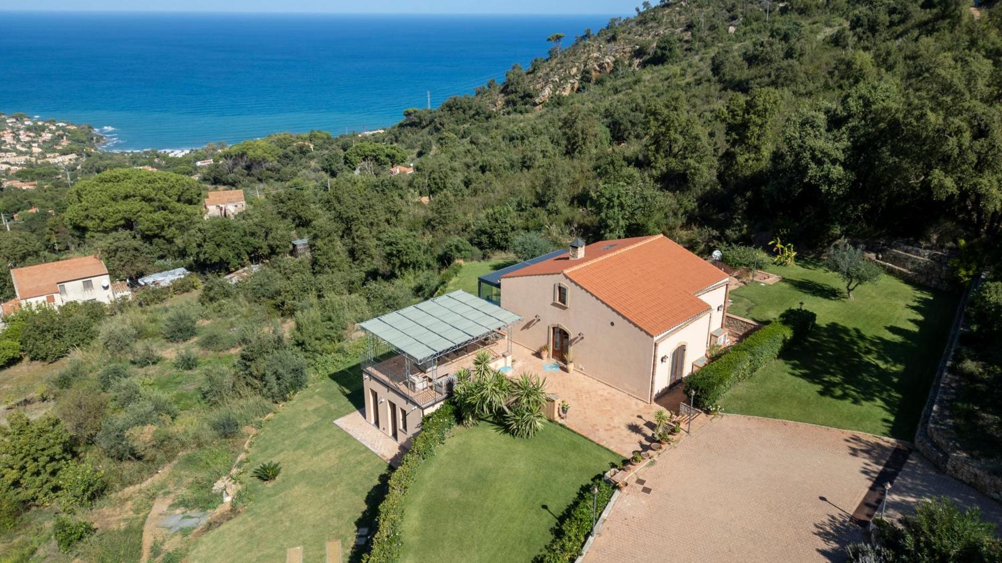 Bed & Breakfast B&B Le Ginestre Cefalu