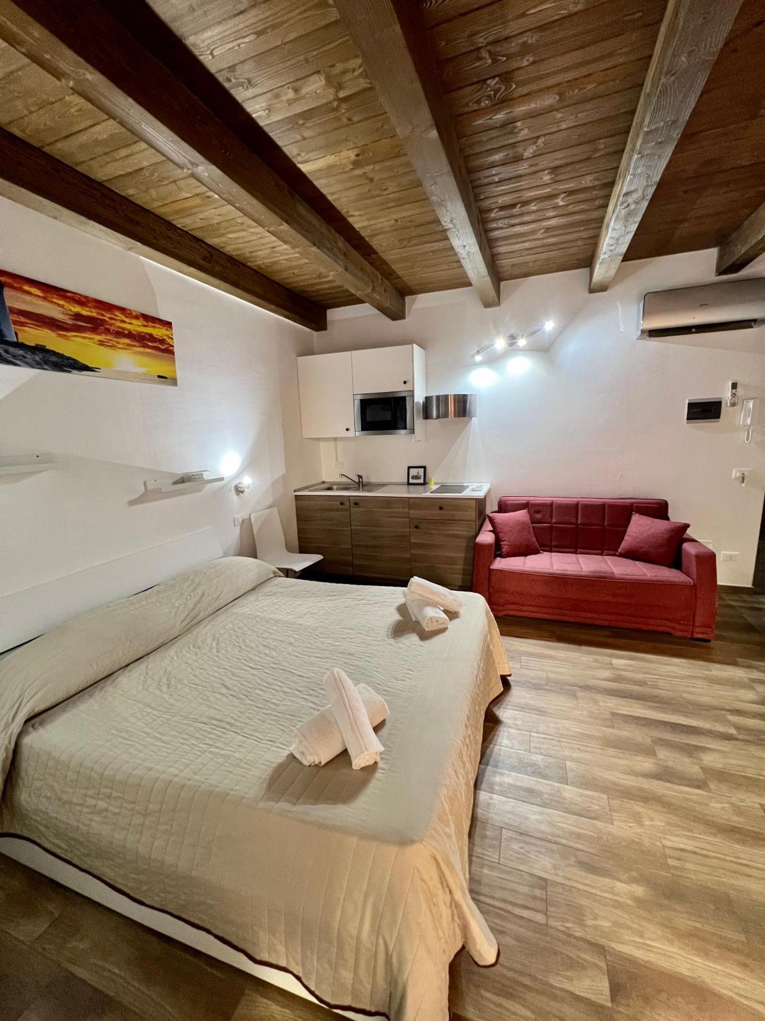 Guest house Center *