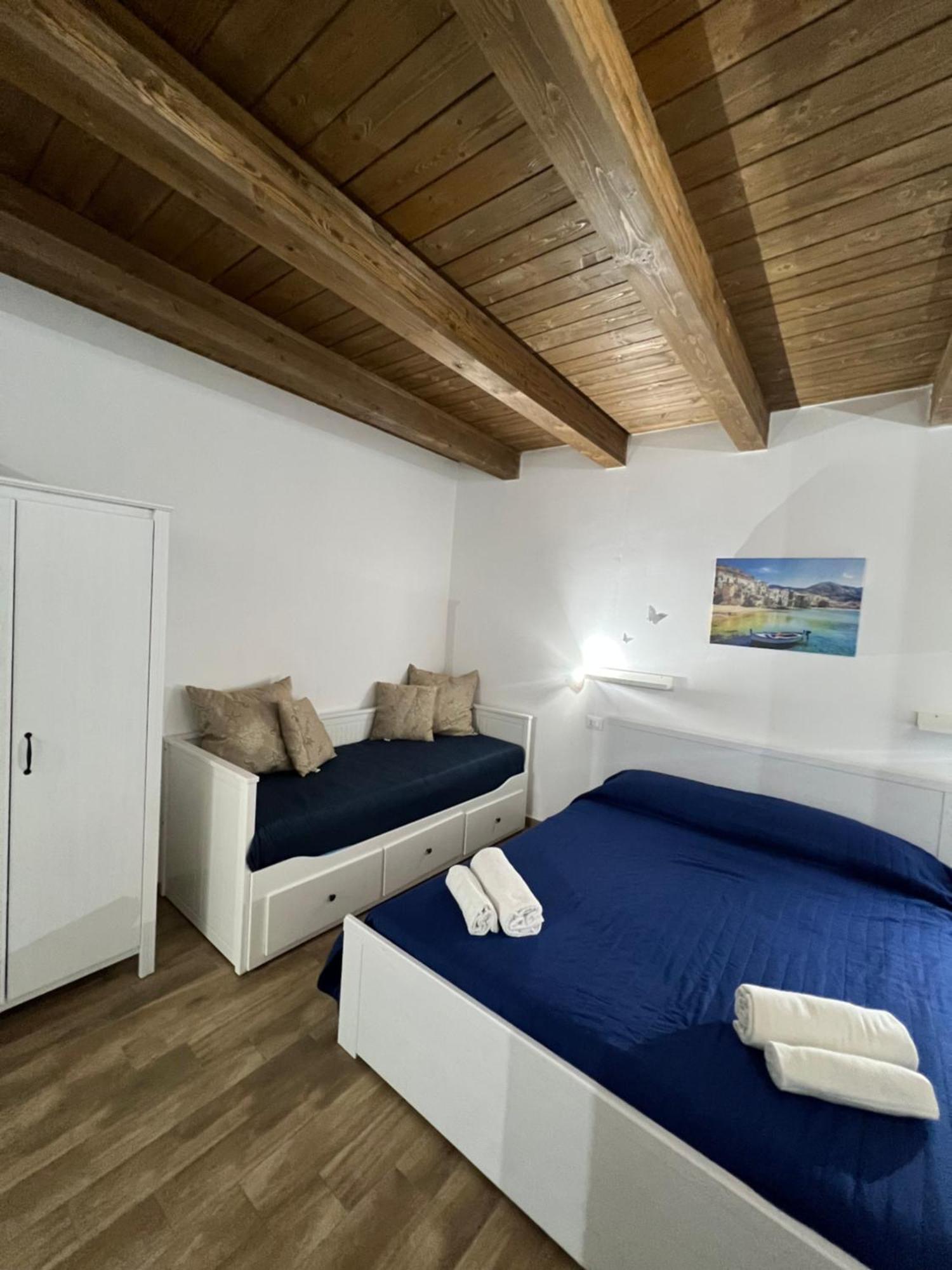 Guest house Center *