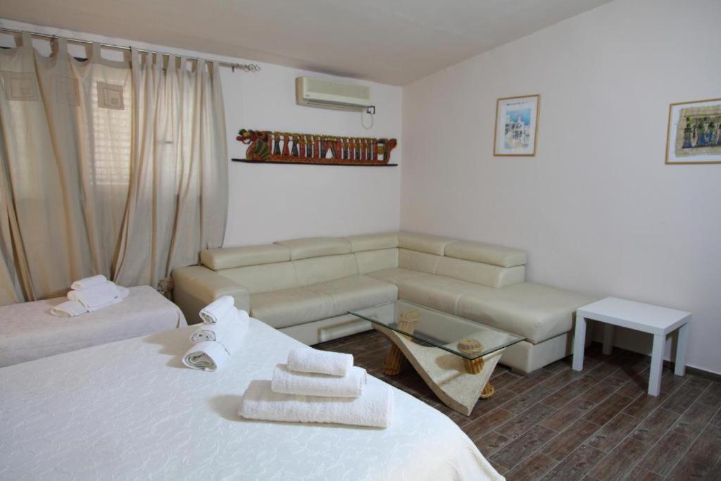 Madema Bed & Breakfast