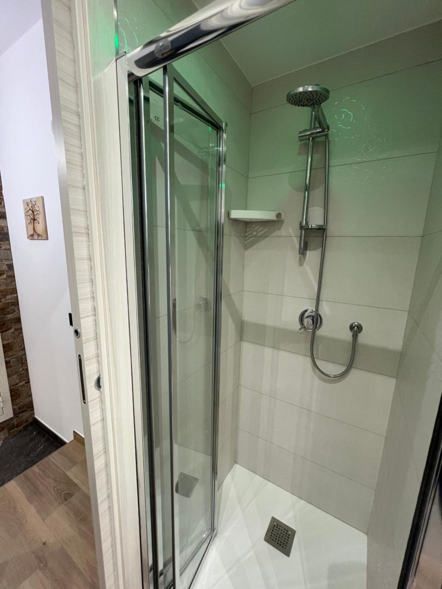 Ad Un Passo Dalla Rocca Luxury Apartment *