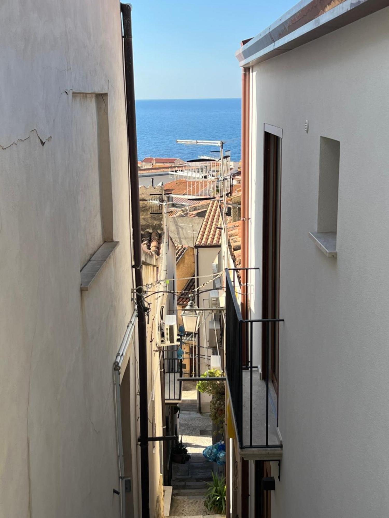 Ad Un Passo Dalla Rocca Luxury Apartment Cefalu