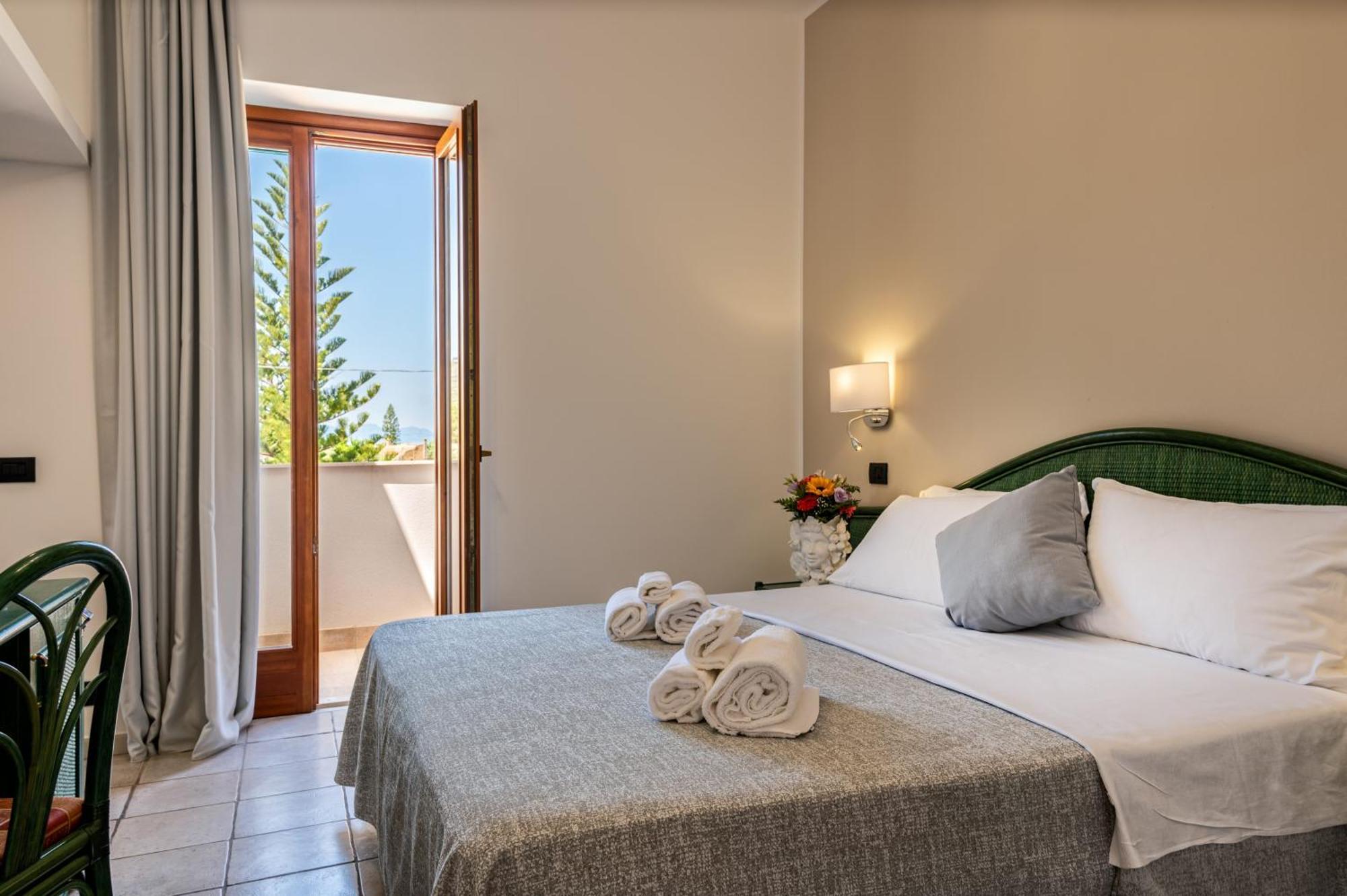 Hotel Baia Del Capitano